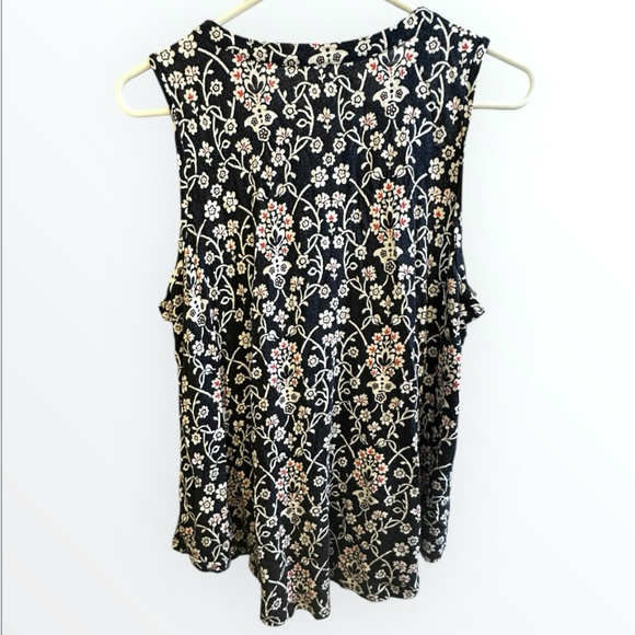 LOFT Floral Lace-Up Tank Top in Black with White and Red Design - Picture 2 of 5